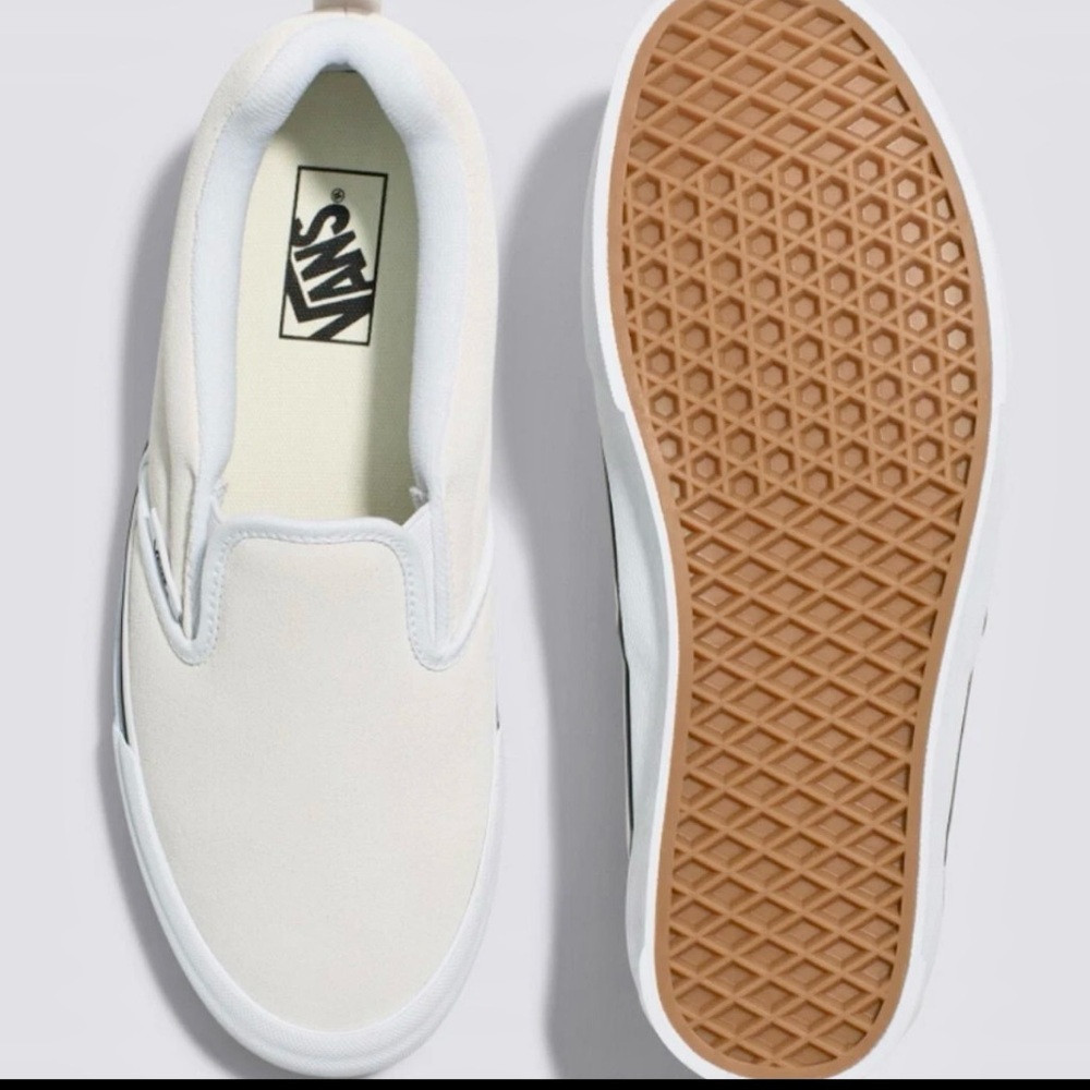 Vans Knu Skool Suede Slip-On Sneakers, NWOB, Marshmallow White, Women’s 7.5 (38)